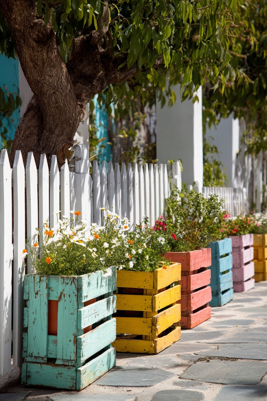 Build DIY Pallet Planters